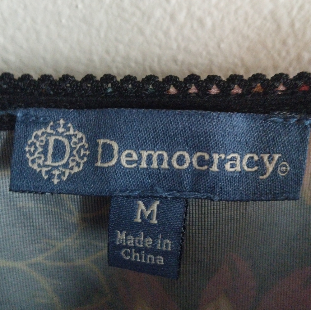 Democracy Multicolor Dark Floral Camisole Tank Top with Adjustable Straps - Picture 3 of 6